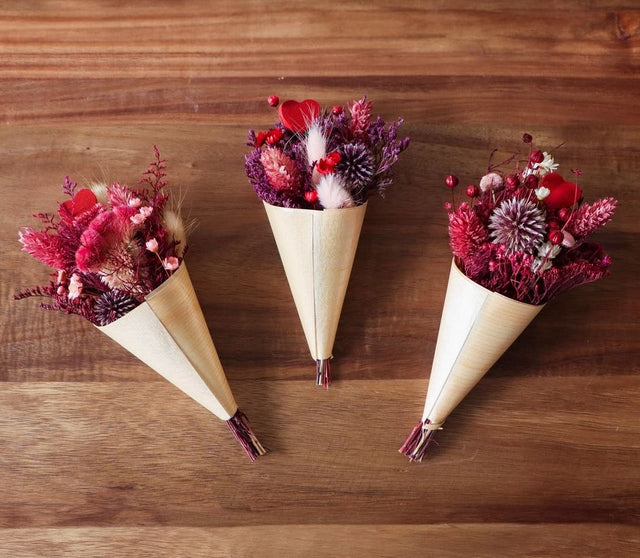 Everlasting Pixie Mini Dried Flower Bouquets