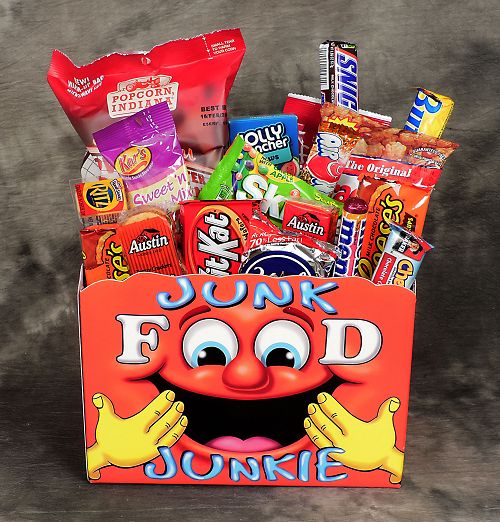 Junk food Junkie Snack basket with chips